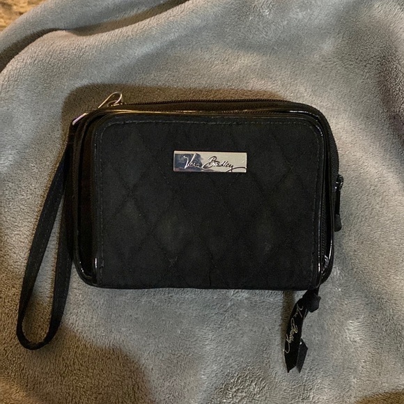 Vera Bradley Wristlet - Picture 1 of 5